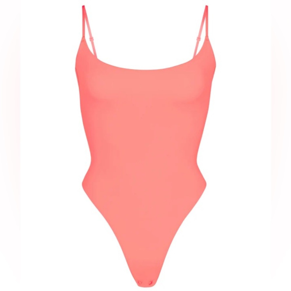 BNWT FITS EVERYBODY CAMI BODYSUIT IN SORBET